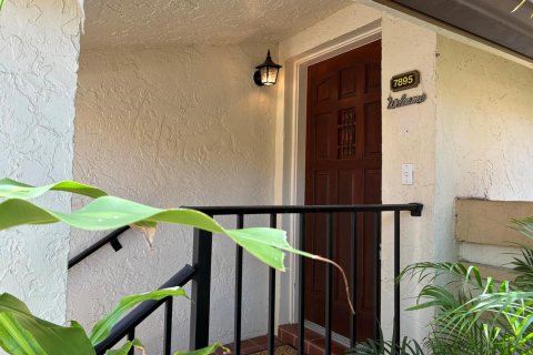 Townhouse in Boca Raton, Florida 3 bedrooms, 146.04 sq.m. № 2260196 - photo 4