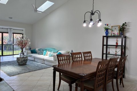 Townhouse in Boca Raton, Florida 3 bedrooms, 146.04 sq.m. № 2260196 - photo 19