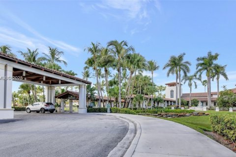 Купить виллу или дом в Дорал, Флорида 3 спальни, 121.52м2, № 1991685 - фото 16