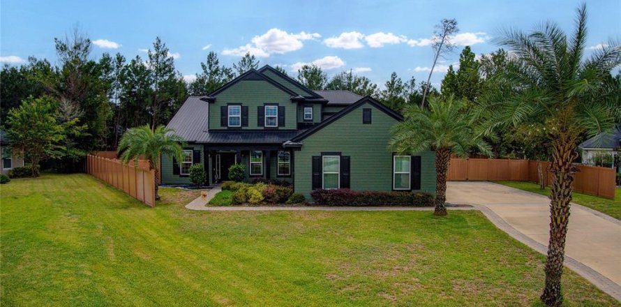 House in Saint Augustine, Florida 5 bedrooms, 345.41 sq.m. № 1919040