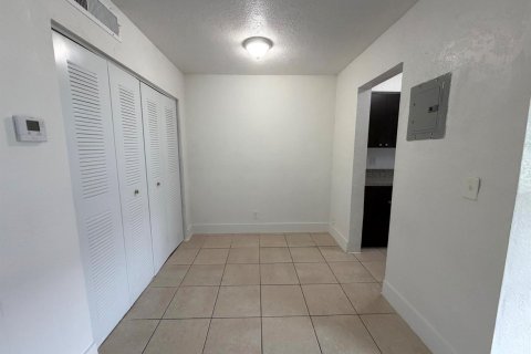 Apartment in Fort Lauderdale, Florida 1 bedroom, 60.39 sq.m. № 2392842 - photo 3