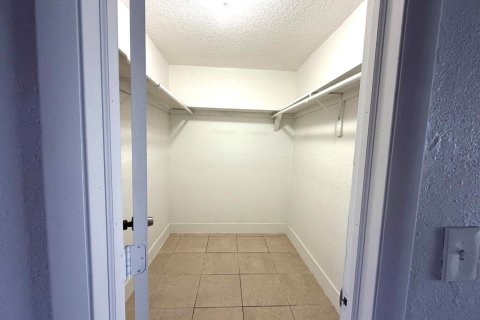 Apartment in Fort Lauderdale, Florida 1 bedroom, 60.39 sq.m. № 2392842 - photo 10