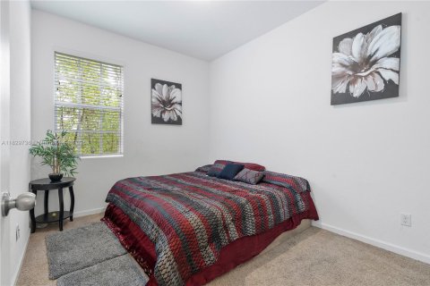 Townhouse in Lauderhill, Florida 3 bedrooms, 138.98 sq.m. № 1814236 - photo 28