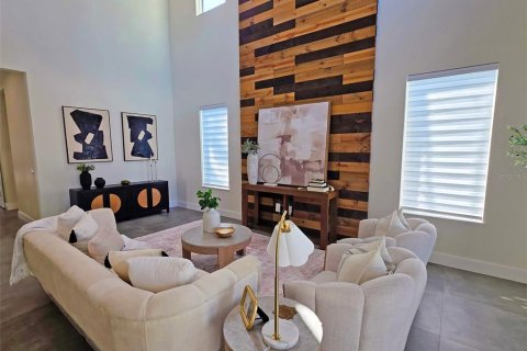 House in Sarasota, Florida 4 bedrooms, 267 sq.m. № 2225663 - photo 9