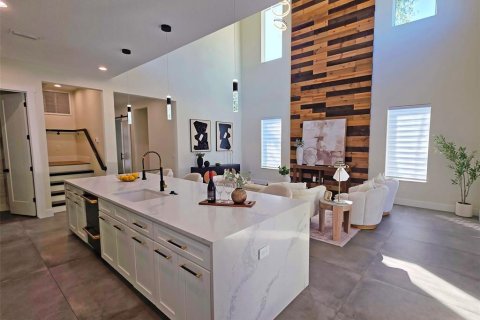 House in Sarasota, Florida 4 bedrooms, 267 sq.m. № 2225663 - photo 22