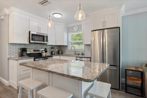 Купить коммерческую недвижимость в Сарасота, Флорида 3 спальни, 110.18м2, № 1851373 - фото 6