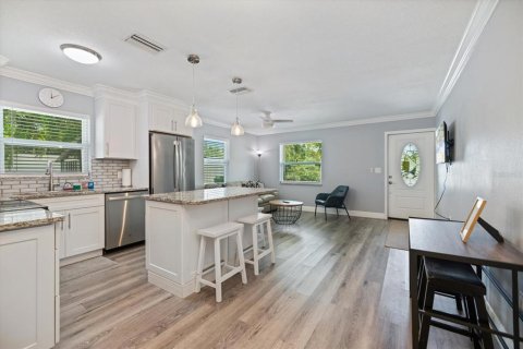 Купить коммерческую недвижимость в Сарасота, Флорида 3 спальни, 110.18м2, № 1851373 - фото 8
