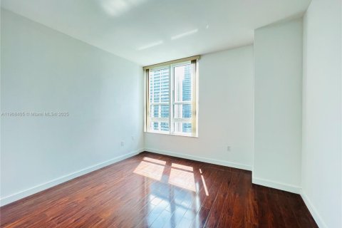 Condo in Miami, Florida, 2 bedrooms  № 1970108 - photo 14