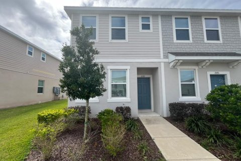 Touwnhouse à Poinciana, Floride 2 chambres, 116.59 m2 № 2426020