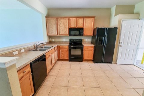 Townhouse in Ocala, Florida 3 bedrooms, 147.16 sq.m. № 1917396 - photo 8