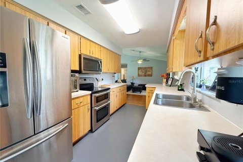 Casa en venta en Bushnell, Florida, 3 dormitorios, 254.55 m2 № 2354730 - foto 13