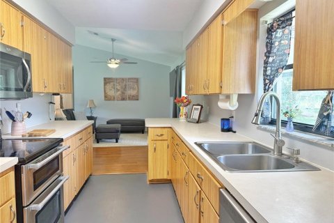 Casa en venta en Bushnell, Florida, 3 dormitorios, 254.55 m2 № 2354730 - foto 12