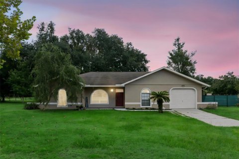 Casa en Bushnell, Florida 5 dormitorios, 254.55 m2 № 2354730