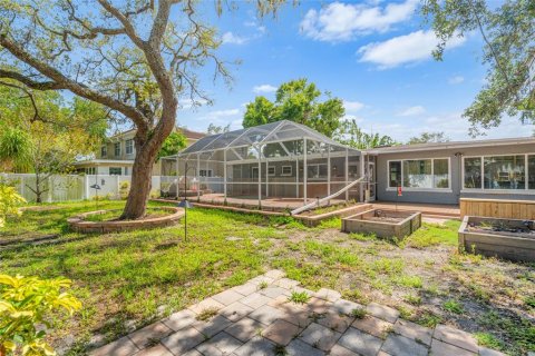 Casa en alquiler en Tampa, Florida, 3 dormitorios, 137.31 m2 № 1786052 - foto 22