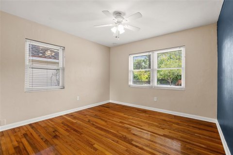 Casa en alquiler en Tampa, Florida, 3 dormitorios, 137.31 m2 № 1786052 - foto 17