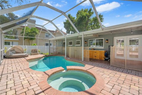 Casa en alquiler en Tampa, Florida, 3 dormitorios, 137.31 m2 № 1786052 - foto 20