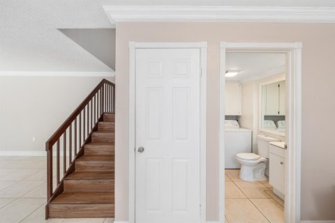 Touwnhouse à vendre à West Palm Beach, Floride: 2 chambres, 114.83 m2 № 2168076 - photo 13