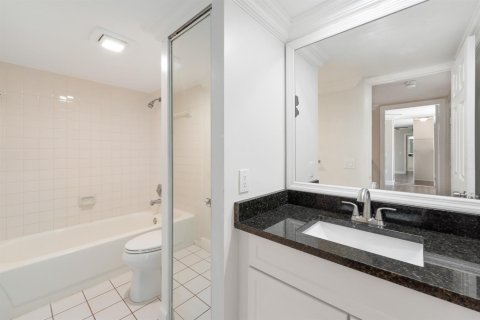 Touwnhouse à vendre à West Palm Beach, Floride: 2 chambres, 114.83 m2 № 2168076 - photo 26