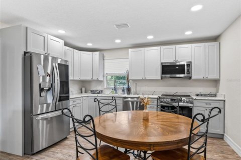 Villa ou maison à vendre à Ocala, Floride: 7 chambres, 284.65 m2 № 2156743 - photo 26