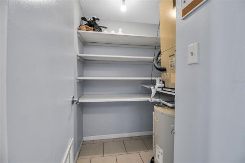 Condo in Tampa, Florida, 1 bedroom  № 1878199 - photo 27