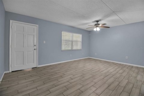 Condo in Tampa, Florida, 1 bedroom  № 1878199 - photo 8