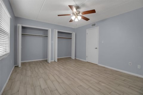Condo in Tampa, Florida, 1 bedroom  № 1878199 - photo 23