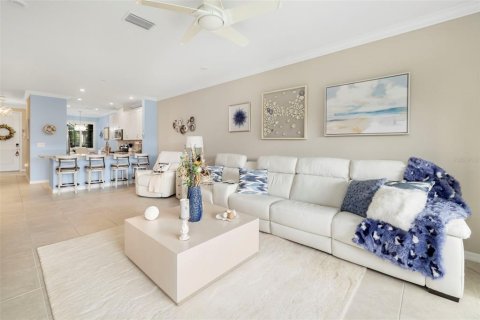 Condo in Bradenton, Florida, 2 bedrooms № 2157548 - photo 6
