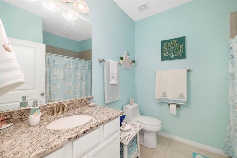 Condo in Bradenton, Florida, 2 bedrooms № 2157548 - photo 23