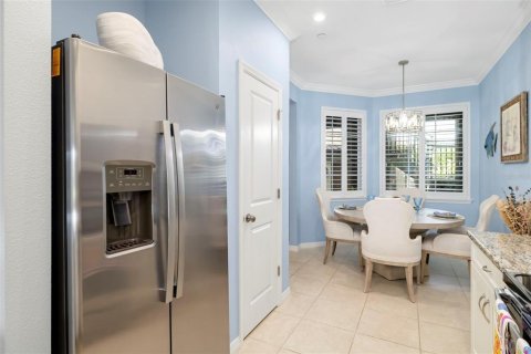 Condo in Bradenton, Florida, 2 bedrooms № 2157548 - photo 14