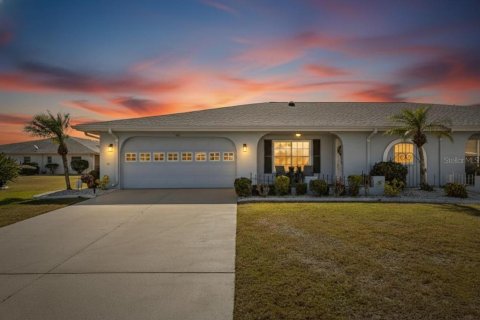 Villa ou maison à vendre à Sun City Center, Floride: 2 chambres, 163.14 m2 № 2419117 - photo 2