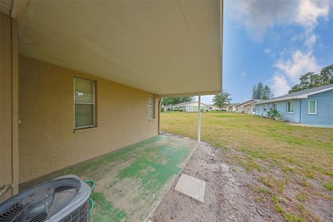 Condo in Sun City Center, Florida, 2 bedrooms  № 1759567 - photo 8