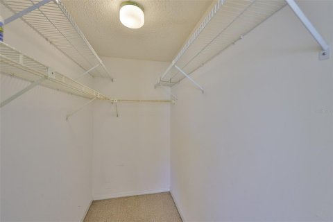 Condo in Sun City Center, Florida, 2 bedrooms  № 1759567 - photo 22