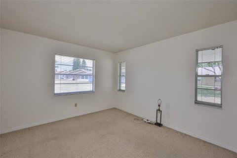 Condo in Sun City Center, Florida, 2 bedrooms  № 1759567 - photo 26