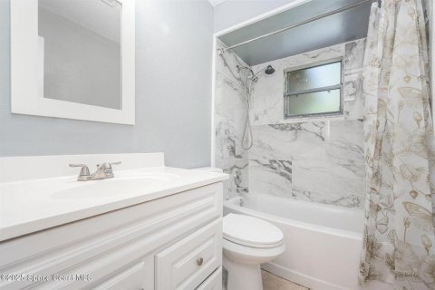 Купить виллу или дом в Мелборн, Флорида 8 комнат, 108.14м2, № 2318531 - фото 18