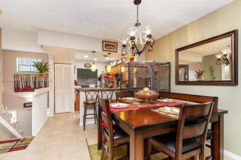 Купить виллу или дом в Санрайз, Флорида 3 спальни, 171.68м2, № 2001909 - фото 11