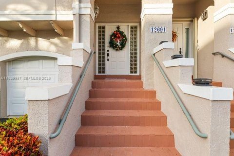 Купить виллу или дом в Санрайз, Флорида 3 спальни, 171.68м2, № 2001909 - фото 5