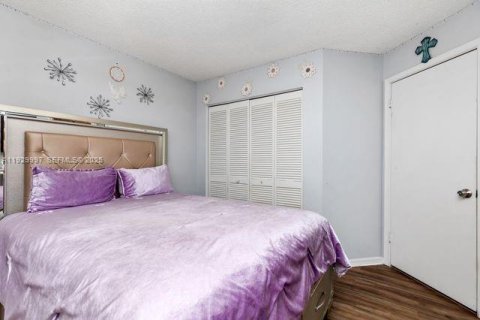 Купить виллу или дом в Санрайз, Флорида 3 спальни, 171.68м2, № 2001909 - фото 29