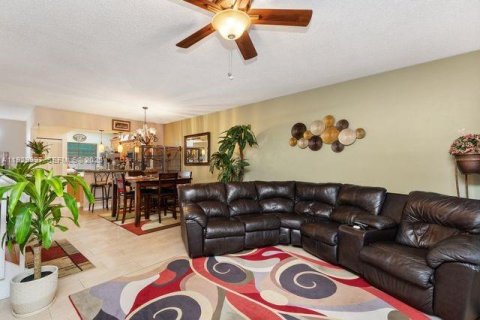 Купить виллу или дом в Санрайз, Флорида 3 спальни, 171.68м2, № 2001909 - фото 13