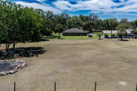 Casa en venta en Oxford, Florida, 4 dormitorios, 389.35 m2 № 2112722 - foto 15