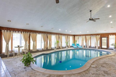 Casa en venta en Oxford, Florida, 4 dormitorios, 389.35 m2 № 2112722 - foto 28