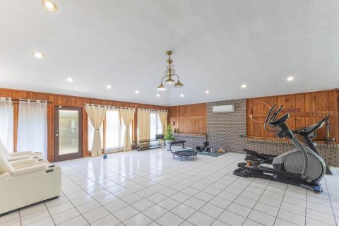Casa en venta en Oxford, Florida, 4 dormitorios, 389.35 m2 № 2112722 - foto 27