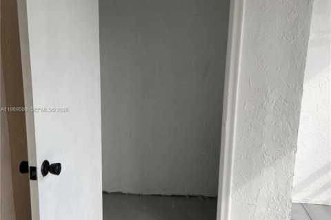 Снять в аренду кондоминиум в Бока-Ратон, Флорида 2 спальни, 107.3м2, № 2058137 - фото 21