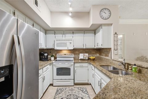 Купить кондоминиум в Орландо, Флорида 5 комнат, 96.99м2, № 2294626 - фото 4