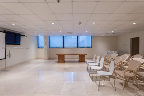 Copropriété à vendre à Miami, Floride: 1 chambre, 71.53 m2 № 1951165 - photo 27