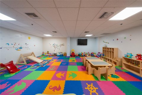 Copropriété à vendre à Miami, Floride: 1 chambre, 71.53 m2 № 1951165 - photo 13