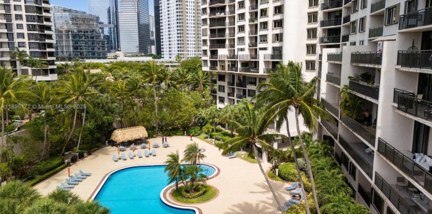 Condo à Miami, Floride, 1 chambre  № 1951165