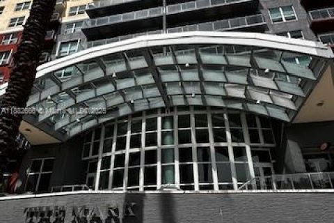 Copropriété à louer à Miami, Floride: 1 chambre, 69.68 m2 № 1931848 - photo 1