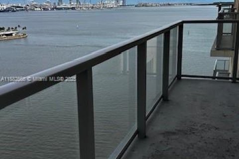 Copropriété à louer à Miami, Floride: 1 chambre, 69.68 m2 № 1931848 - photo 17