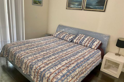Condo in Miami, Florida, 1 bedroom  № 2362788 - photo 10