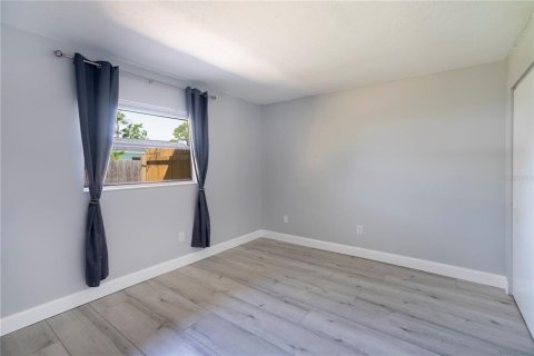 Apartamento en alquiler en Tarpon Springs, Florida, 2 dormitorios, 69.68 m2 № 1720446 - foto 17